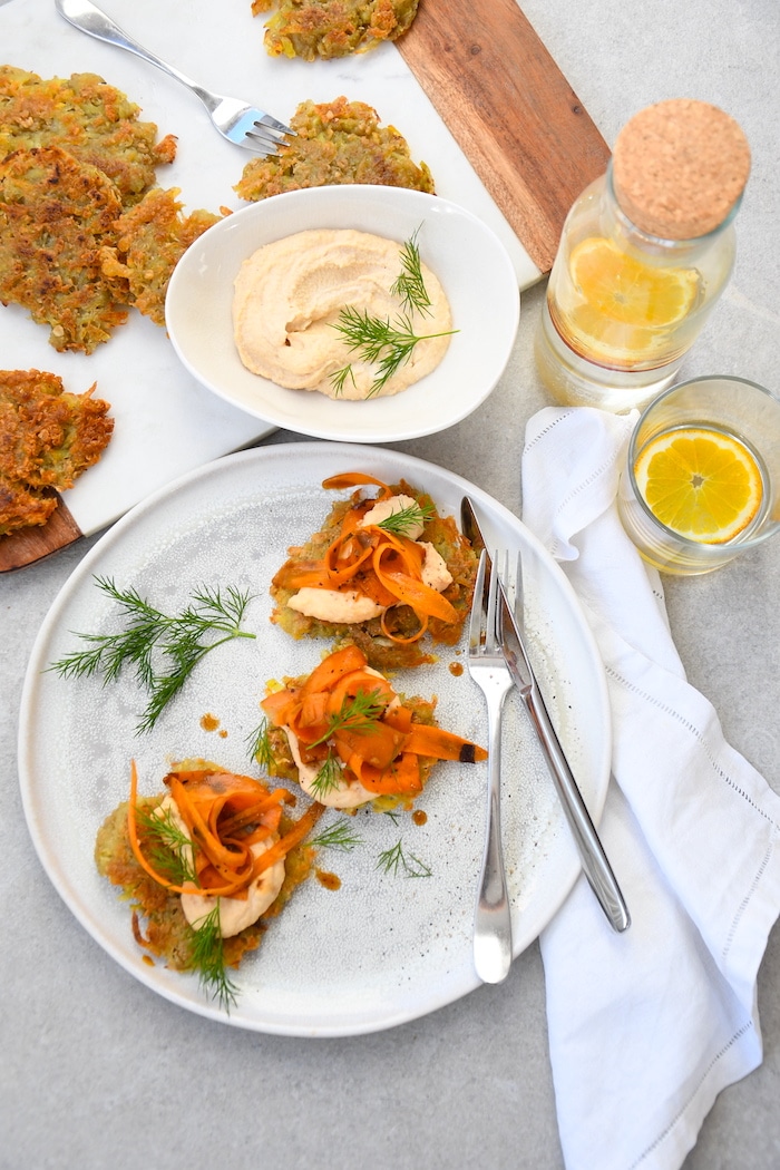 Kartoffelpuffer mit marinierten Möhren