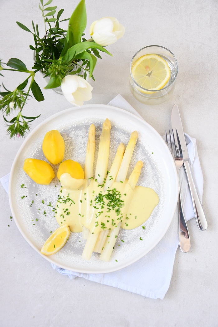 Vegane Hollandaise für Spargel & Co.